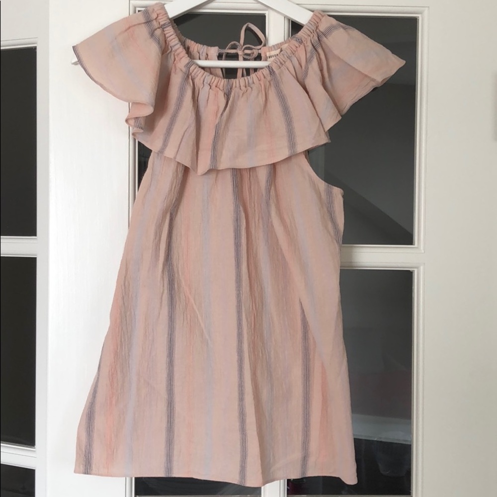 Pink linen off the shoulder top